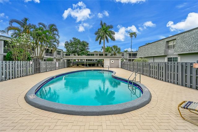 306 NW 69th Ave 162, Plantation, FL 33317