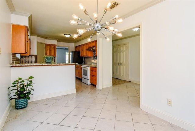 3926 Summit Valley Drive, Houston, TX 77082