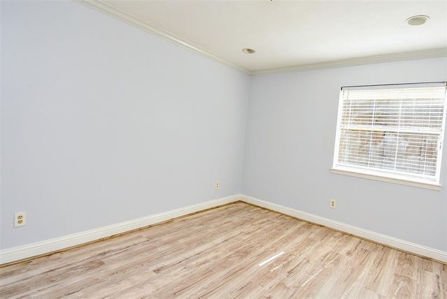 3926 Summit Valley Drive, Houston, TX 77082