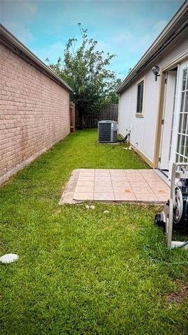 3926 Summit Valley Drive, Houston, TX 77082