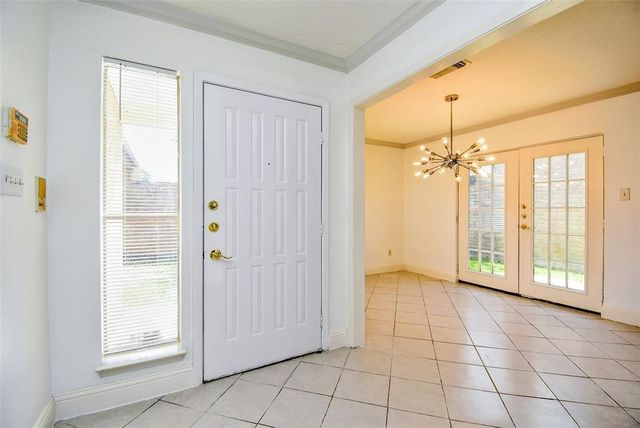 3926 Summit Valley Drive, Houston, TX 77082