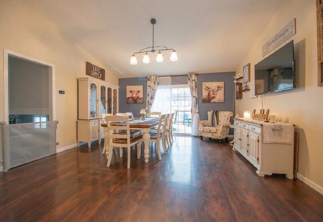 502 Killarney Lane, Valparaiso, IN 46385