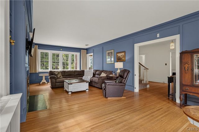1108 Parkway East, Utica, NY 13501