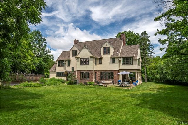 1108 Parkway East, Utica, NY 13501