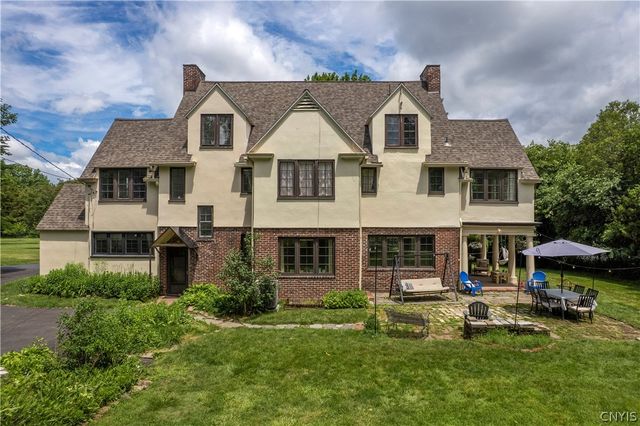 1108 Parkway East, Utica, NY 13501