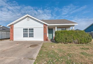 1009 Flynt Street, Siloam Springs, AR 72761