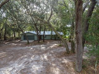 128 GAS EASEMENT Road, Interlachen, FL 32148