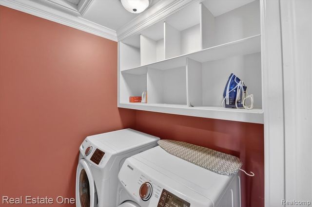 1615 Town Commons Drive, Howell, MI 48855