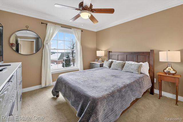 1615 Town Commons Drive, Howell, MI 48855