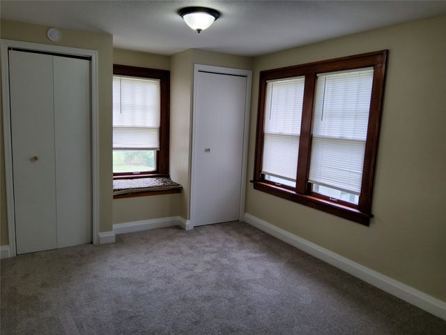 620 E 8th Street S, Newton, IA 50208