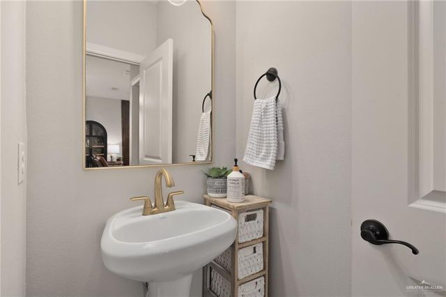 8506 N 33rd Lane, Mcallen, TX 78504