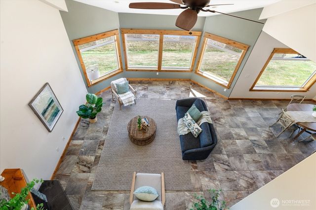 343 Olympic Bay Lane, Oak Harbor, WA 98277