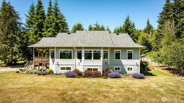 343 Olympic Bay Lane, Oak Harbor, WA 98277