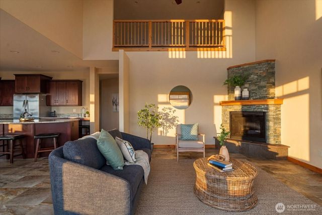 343 Olympic Bay Lane, Oak Harbor, WA 98277