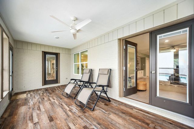 8 Las Brisas Place, Port Lavaca, TX 77979