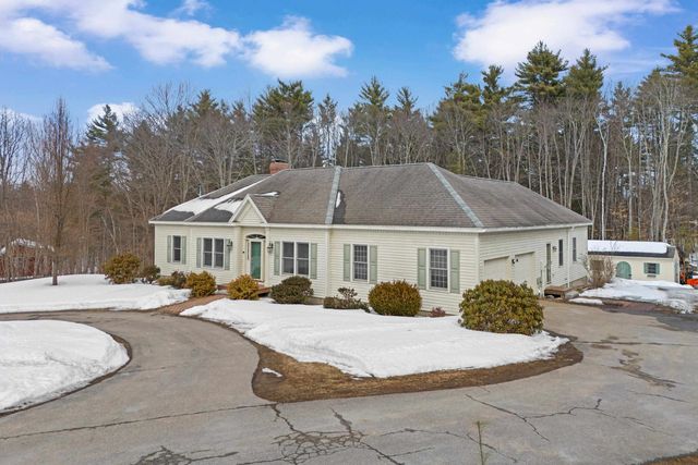 592 Page Road, Bow, NH 03304