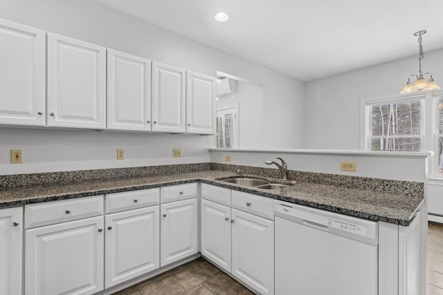 592 Page Road, Bow, NH 03304