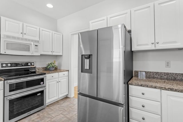 592 Page Road, Bow, NH 03304