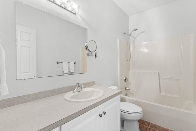 592 Page Road, Bow, NH 03304