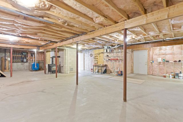 592 Page Road, Bow, NH 03304