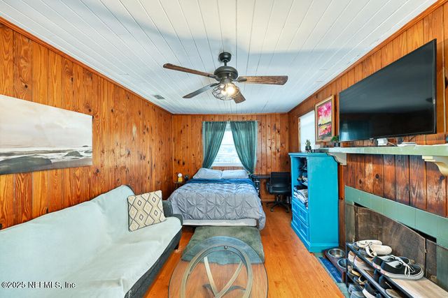 1907 PENMAN Road, Jacksonville Beach, FL 32250