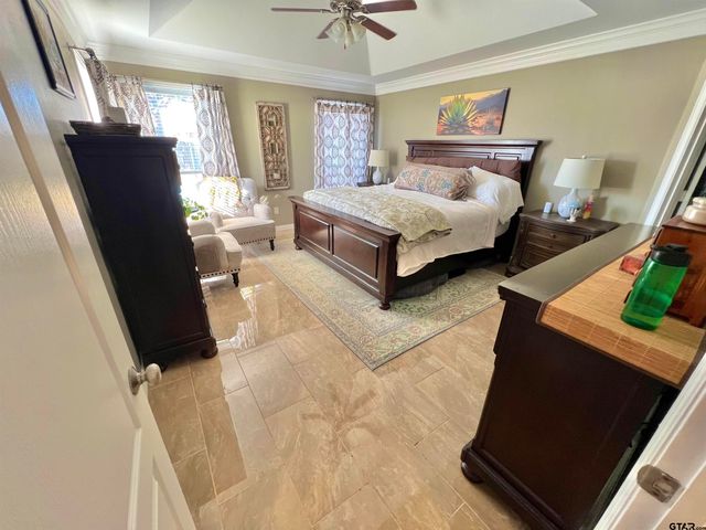 19430 Sara Ln, Flint, TX 75762