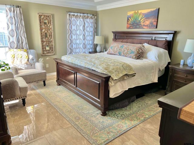 19430 Sara Ln, Flint, TX 75762