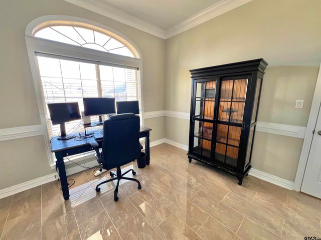 19430 Sara Ln, Flint, TX 75762