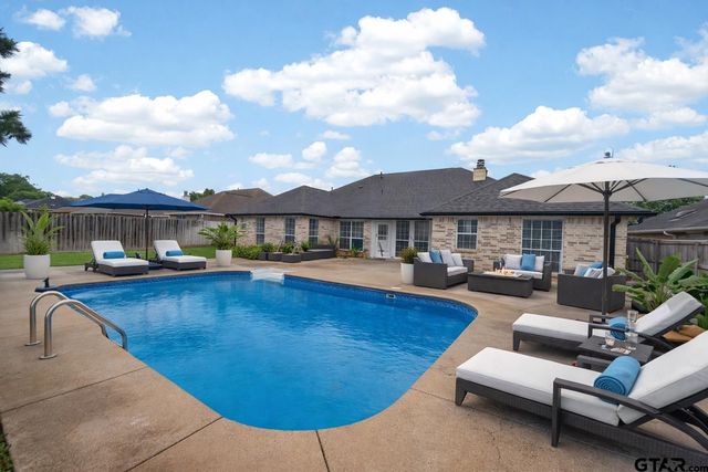 19430 Sara Lane, Flint, TX 75762