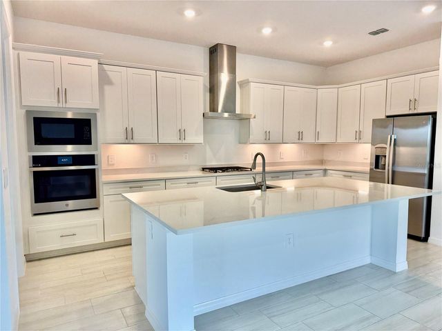 19107 CHERRYSTONE WAY, Lakewood Ranch, FL 34211