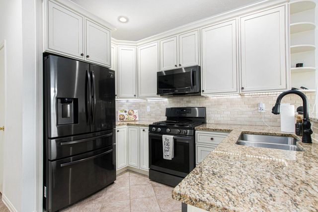 19915 Sycamore Valley Drive, Cypress, TX 77433