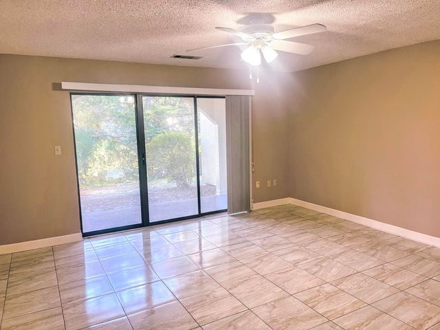 101 Westlake Court 101, Niceville, FL 32578