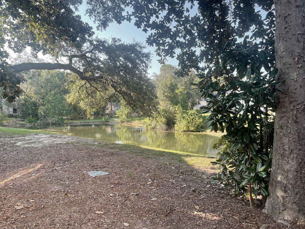 101 Westlake Court 101, Niceville, FL 32578