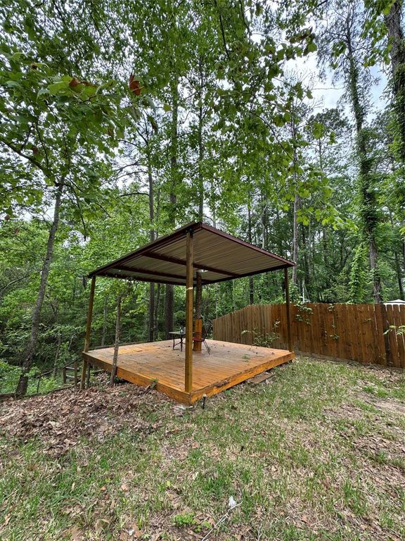 122 Barbil Lane, Houston, TX 77336