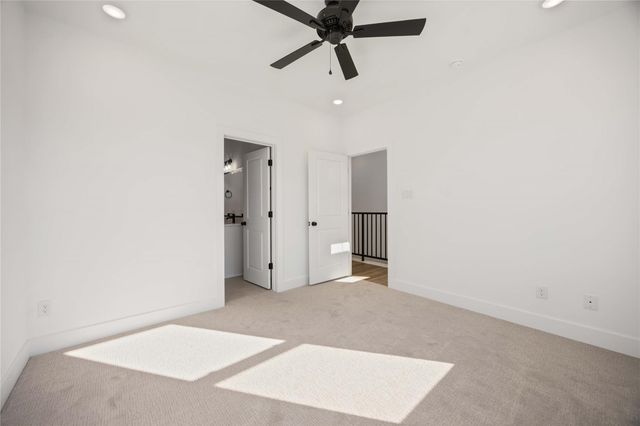 1466 Ferguson B, Houston, TX 77088