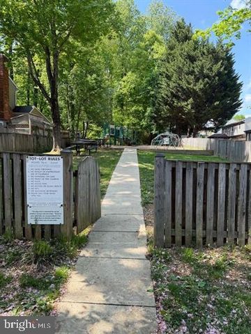 1294 DOUBLEDAY DR, Arnold, MD 21012