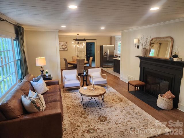 616 E Oakwood Avenue, Albemarle, NC 28001