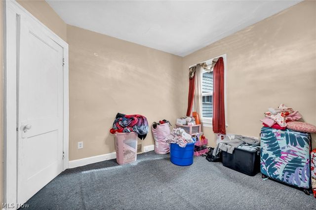 1742 Wayside Road, Cleveland, OH 44112