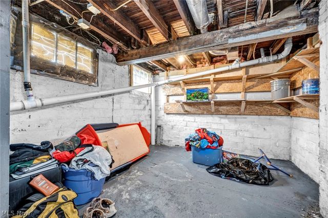 1742 Wayside Road, Cleveland, OH 44112