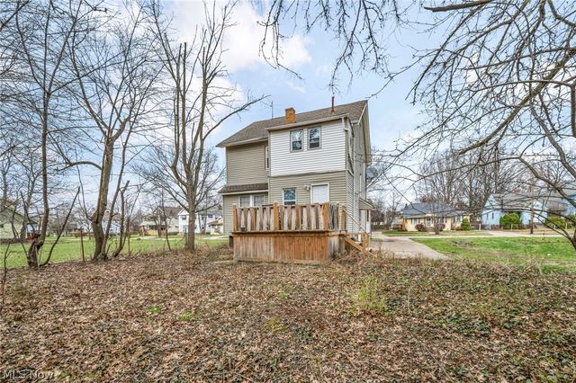 1742 Wayside Road, Cleveland, OH 44112