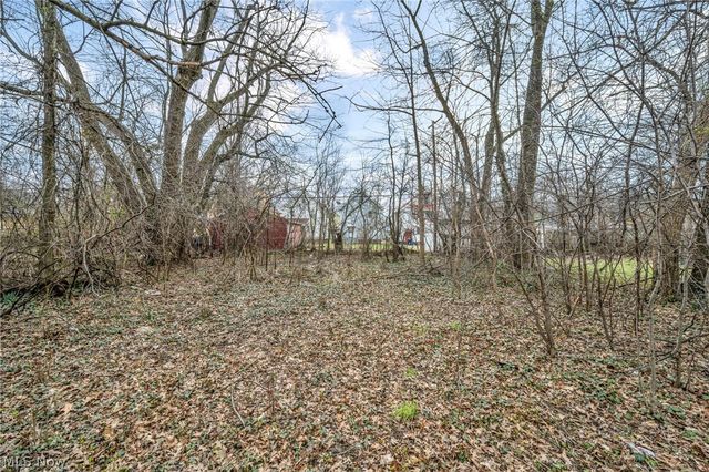 1742 Wayside Road, Cleveland, OH 44112