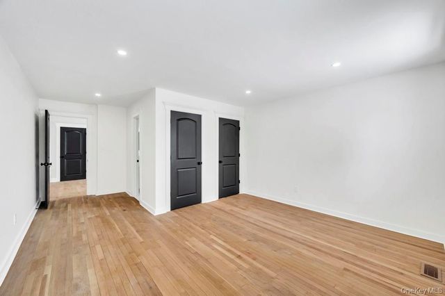 74 Lincoln Avenue, Islip Terrace, NY 11752