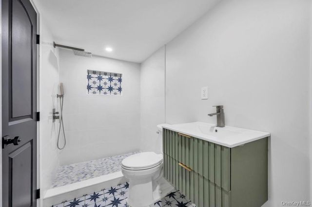 74 Lincoln Avenue, Islip Terrace, NY 11752