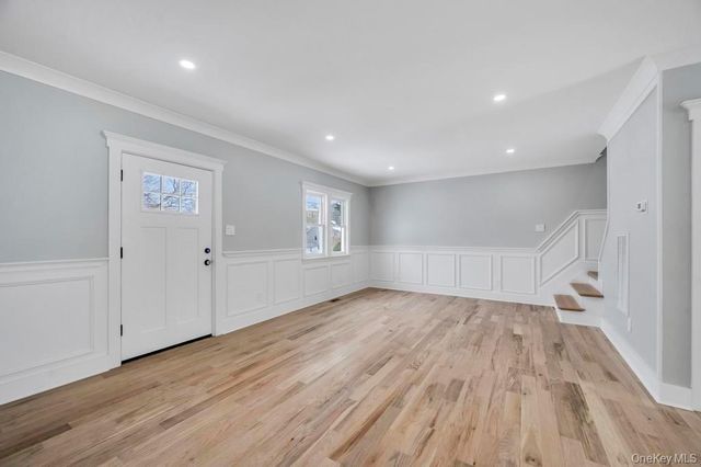 74 Lincoln Avenue, Islip Terrace, NY 11752