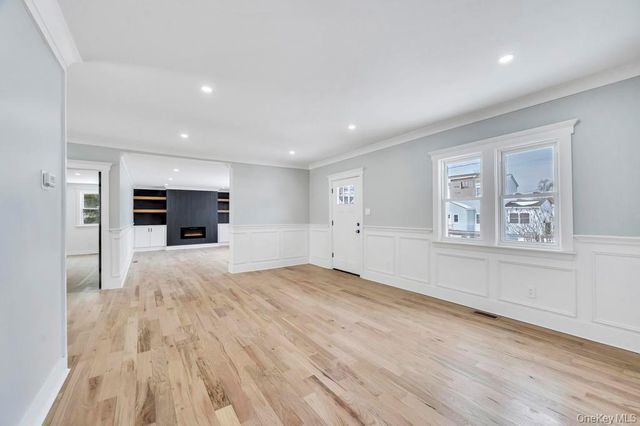 74 Lincoln Avenue, Islip Terrace, NY 11752