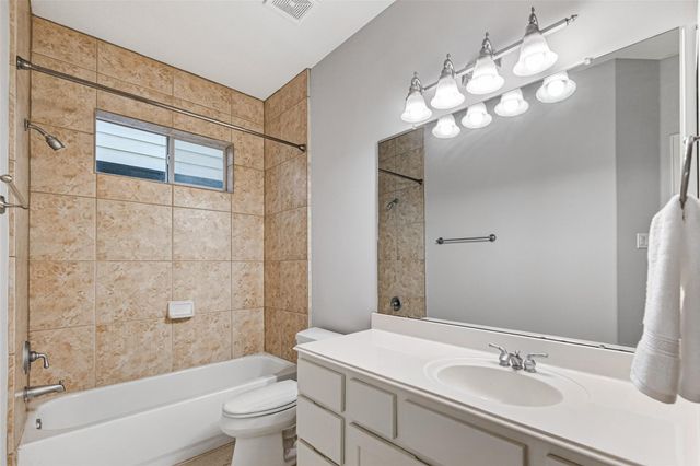 4502 Rose Street, Houston, TX 77007