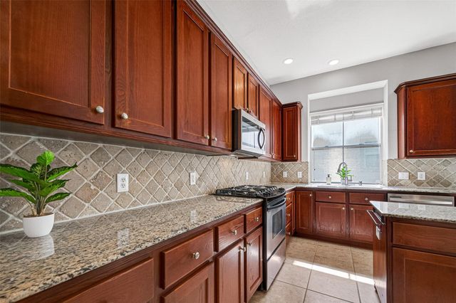 4502 Rose Street, Houston, TX 77007