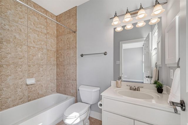 4502 Rose Street, Houston, TX 77007