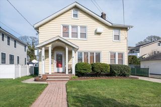 98 Melrose Avenue, Lynbrook, NY 11563