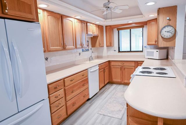 1100 BENJAMIN FRANKLIN DRIVE 502, Sarasota, FL 34236